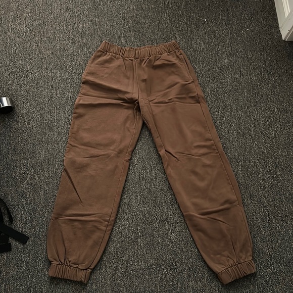 brandy melville sweatpants - Picture 1 of 1